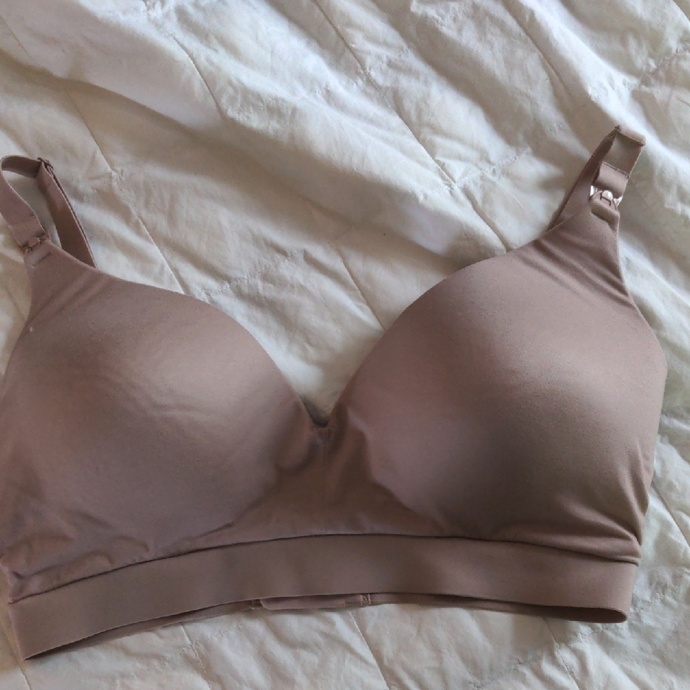 Kindred Bravely Tan Wireless Bra Seamless Comfort
